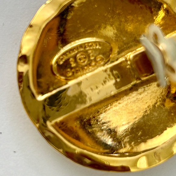 Chanel Gold Button Earrings - Picture 3 of 7